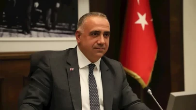 Ahmet Şahin kimdir? Kaç yaşında, aslen nereli, evli mi? CHP’li Ahmet Şahin Büyükçekmece’de hangi görevde?