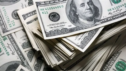 Ünlü ekonomist tahminini açıkladı! 2025 sonu dolar kuru ne kadar olur?