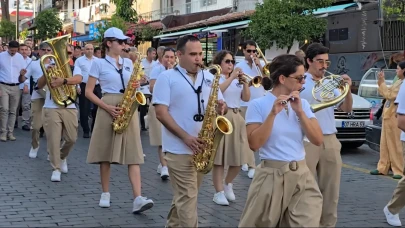 Kaş’ta 26. Likya Kültür ve Sanat Festivali renkli başladı