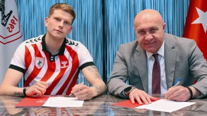 Logi Tomasson kimdir, aslen nereli, kaç yaşında, mevkii, kaç asist yaptı?