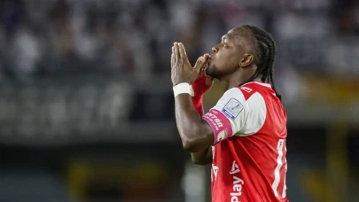 Eski Trabzonsporlu dünya gündemine oturdu! 40 yaşında sakat haliyle gol attı şampiyonluğu getirdi