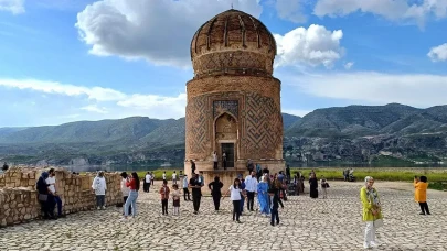 Hasankeyf'te Bayram Bereketi: 4 Günde 125 Bini Aşkın Ziyaretçi