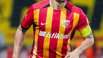 Trabzonspor'dan sağ beke sürpriz hamle: Uygun maliyet, yerli alternatif!