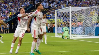 Böyle maç görülmedi! Tam tamına 4 saat 15 dakika sürdü