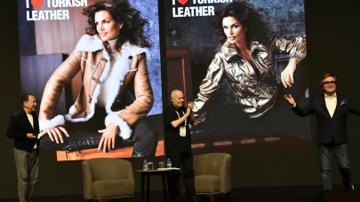 65 Yıllık Dostluk Sahneye Taşındı! Erol Evgin’den Unutulmaz Sürpriz