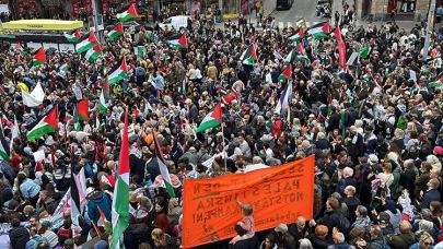 Avrupa’da 300 Bin Kişi Gazze İçin Ayakta!