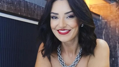 Sevcan Orhan Kimdir?  Türküleriyle Gönüllere İşleyen Sanatçının Hayatına Dair