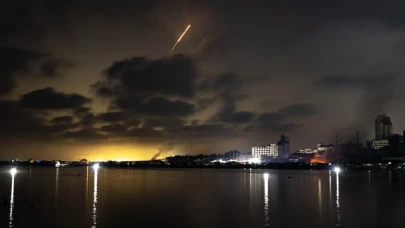 İran: İsrail Saldırılarında 430 Sivil Hayatını Kaybetti