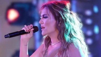 Demet Akalın’dan minik Medine’ye gönül alan jest!