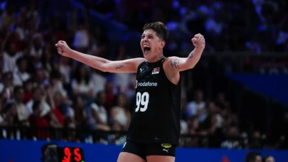 Filenin Sultanları Kanada’yı set vermeden geçti