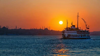 Güneş batmıyor, sanat durmuyor: 21 Haziran’da Türkiye geceyi de sanatla aydınlatıyor