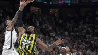Final Serisinde Eşi Benzeri Görülmemiş Mücadele: Fenerbahçe Beko Şampiyonluğa Yaklaşıyor