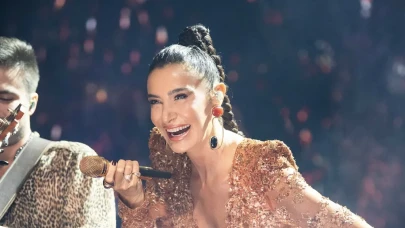 İstanbul’un Kalbinde Sıla Rüzgârı! Dev Panolarda Doğum Günü Kutlaması