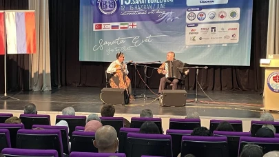 Trabzon'da sanatın kalbi atıyor: Uluslararası etkinlikte Rus ezgileri yankılandı