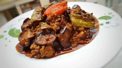 Patlıcan Musakka tarifiyle şaşırtan lezzet: Her lokmada bayılacaksınız!