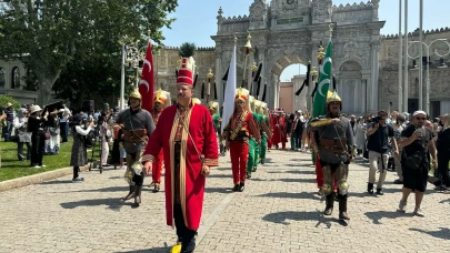 Mehteran Yaz Boyunca Saraylarda! Tarihi Marşlar Üç Büyük Sarayda Yankılanıyor