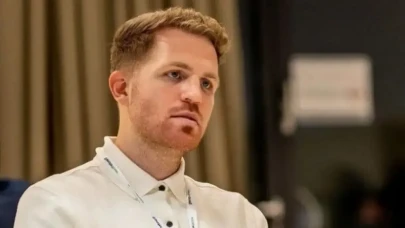 Devin Özek Kimdir, Aslen Nereli, Kaç Yaşında? İşi Biliyor mu, Tecrübesi Var mı, Fenerbahçe’ye Fayda Sağlar mı?