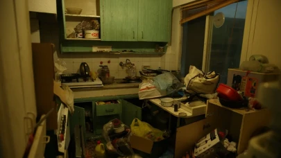 Eskişehir’de çöp ev dehşeti: 2 kamyon atık çıktı!