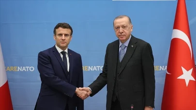 Cumhurbaşkanı Erdoğan’dan Macron ile kritik zirve teması