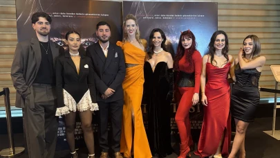 “Şeytan Tahtası” Galası Nefes Kesti! Korku Sinemasında Yeni Bir Dönem Başlıyor