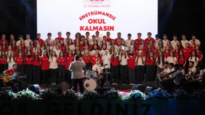 İstanbul'da müziğin büyülü buluşması: "Enstrümansız okul kalmasın" şenliği düzenlendi