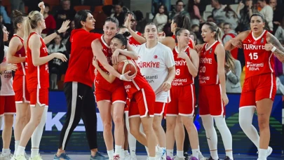 Potanın Perileri Atina’da: Avrupa sahnesine hazır!