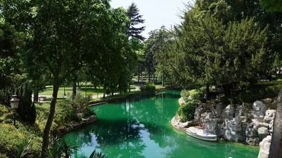 İstanbul’da yazın serinletici durağı: Gölge altında buluşma