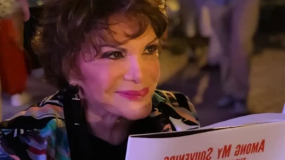 Connie Francis’ten müzik dünyasına veda: “Pretty Little Baby” ile kalplere dokunmuştu