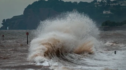 Rusya depremi Türkiye için tehlike mi? Türkiye tarihinde tsunami oldu mu?