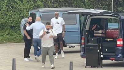 Osimhen Ne Zaman İstanbul’a Gelecek? Uçak Saat Kaçta İnecek?