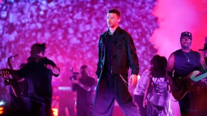 Justin Timberlake 11 yıl sonra İstanbul’da büyüledi