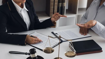 İzinsiz yabancı çalıştırana şok! Artık deport masrafı da işverene ait