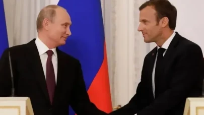 Macron, Putin ile iki saat telefonda görüştü! 2022'den bu yana ilk kez