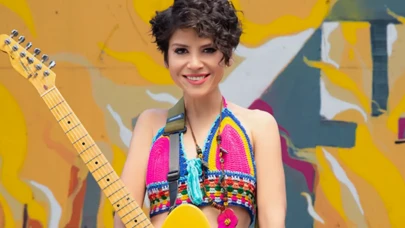 Mustafa Sandal’dan rapçilere gönderme! Aydilge tartışmaya dahil oldu