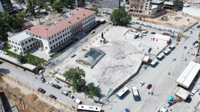 Depremlerden etkilenen Malatya İnönü Kapalı Çarşısı yenileniyor