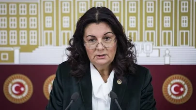 Lale Karabıyık’tan acı haber: Eski CHP milletvekili yaşamını yitirdi