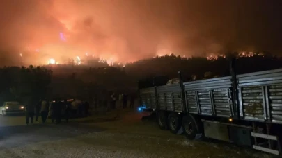 Karabük’ün Safranbolu ilçesinde çarşamba günü başlayan orman yangınına müdahale sürüyor