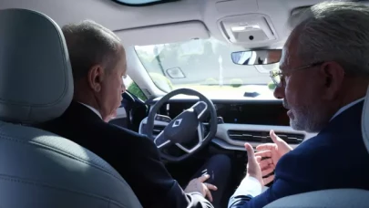 Cumhurbaşkanı Erdoğan, Togg’un Yeni Gözdesi T10F’yi Test Etti