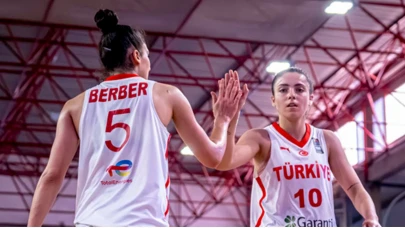 Ay-Yıldızlı gençler İsrail engelini geçti!