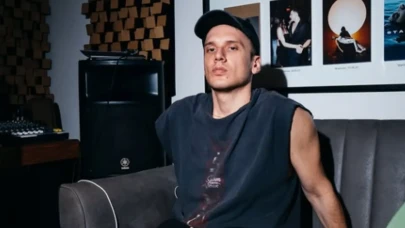 Yapay zekayla dertleşiyor! Edis’ten şaşırtan açıklama