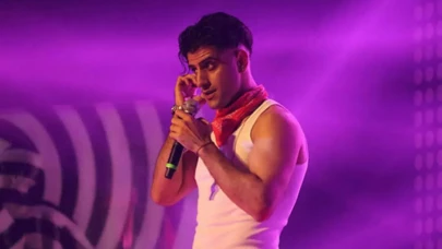 Reynmen'i sahnede sinirlendiren hareket! "Çıkınca görüşeceğiz"