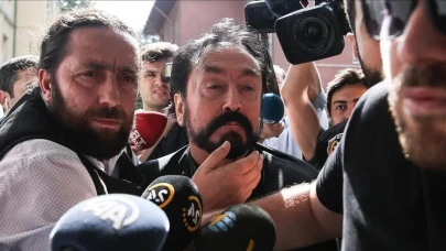 Cezaevi günleri ona yaramış: Adnan Oktar’ın fotoğrafı sosyal medyada gündem oldu