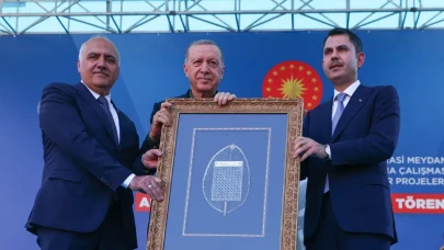 Bakan Kurum’dan Türkiye Yüzyılı Vurgusu: “Yürek, Vizyon ve Ufuk Gerekiyor”