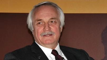 Kurultay gölgesinde ayrılık: CHP'nin eski dış politika yüzü partiye sırtını döndü