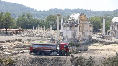 2 Bin 500 yıllık miras yangının eşiğinden döndü