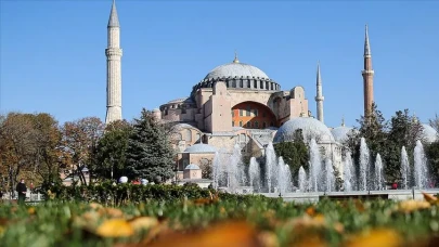 Fatih’in mührüyle dirilen öabed: Ayasofya’da 5. yılın huzuru