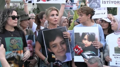 “Ahmet Emsal Olsun!”: Gülben Ergen, adalet arayan annenin yanında