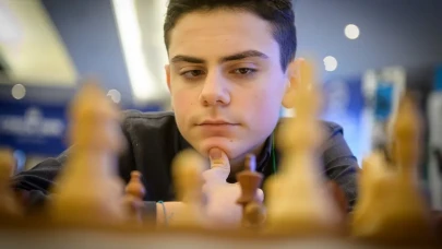 Türk Satranç Tarihinde Yeni Sayfa: Bayegan’dan Ediz Gürel Hamlesi!