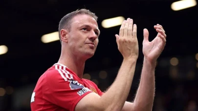Manchester United, Jonny Evans’ı yeni görevine atadı!