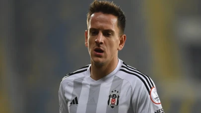 Beşiktaş'ta veda zamanı: Amir Hadziahmetovic Hull City'de